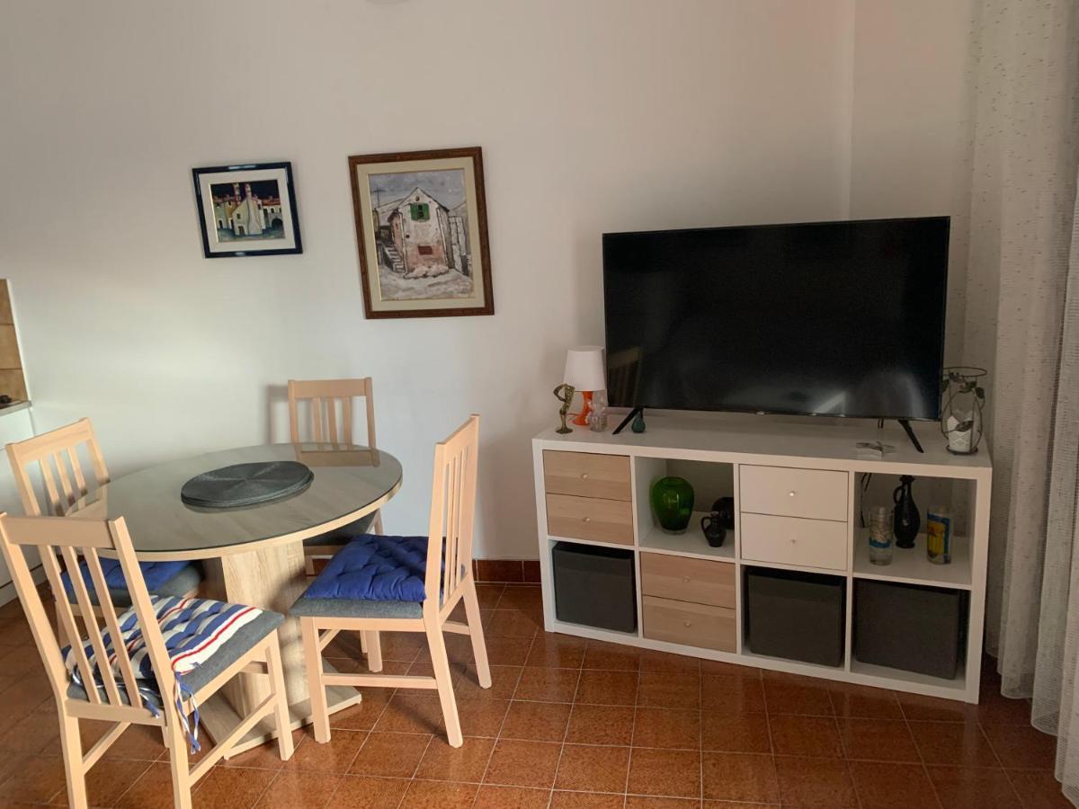 Apartments Natasa Punat Ngoại thất bức ảnh