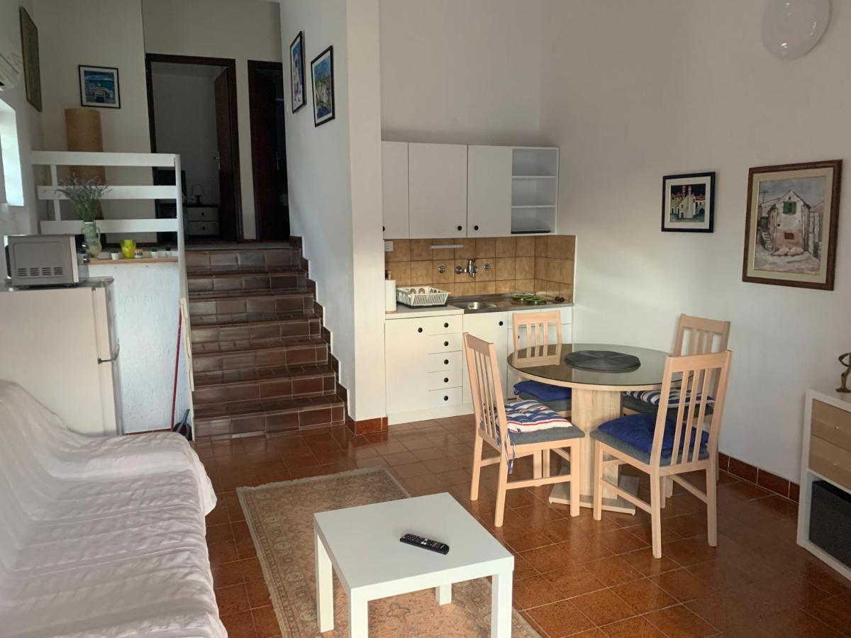 Apartments Natasa Punat Ngoại thất bức ảnh