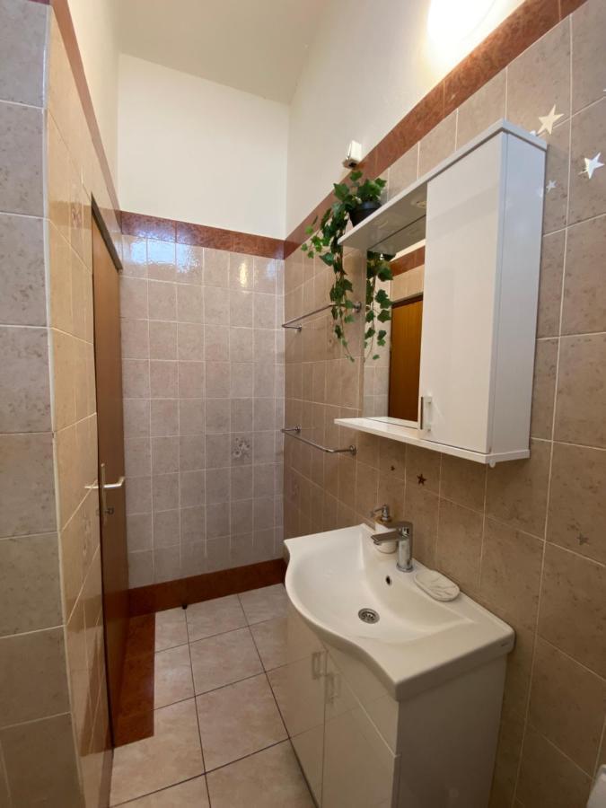 Apartments Natasa Punat Ngoại thất bức ảnh