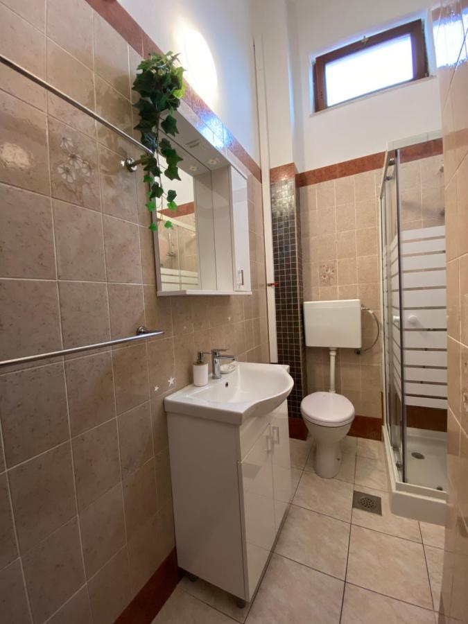 Apartments Natasa Punat Ngoại thất bức ảnh